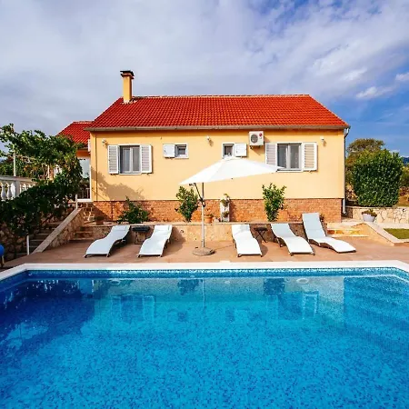 Charming With Private Pool In Dalmatia Vila Zaton Obrovacki