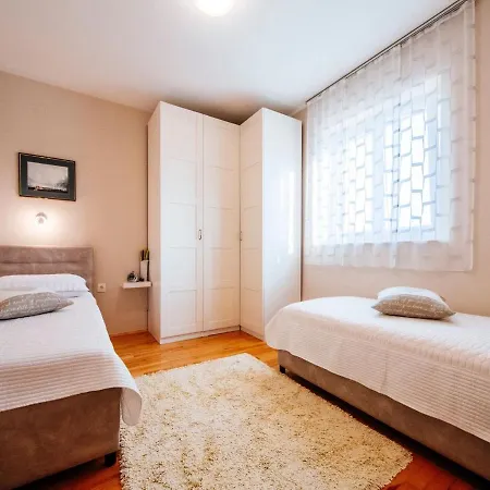 Charming With Private Pool In Dalmatia * Zaton Obrovacki