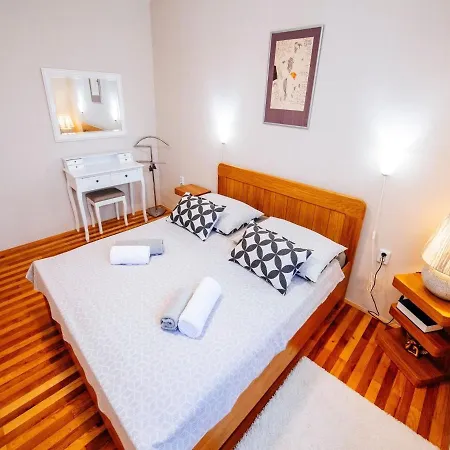 Charming With Private Pool In Dalmatia Zaton Obrovacki